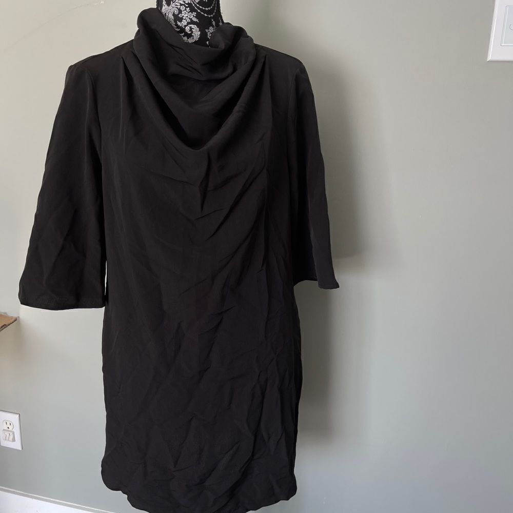 Halston NEW BlackโMini Dress Small